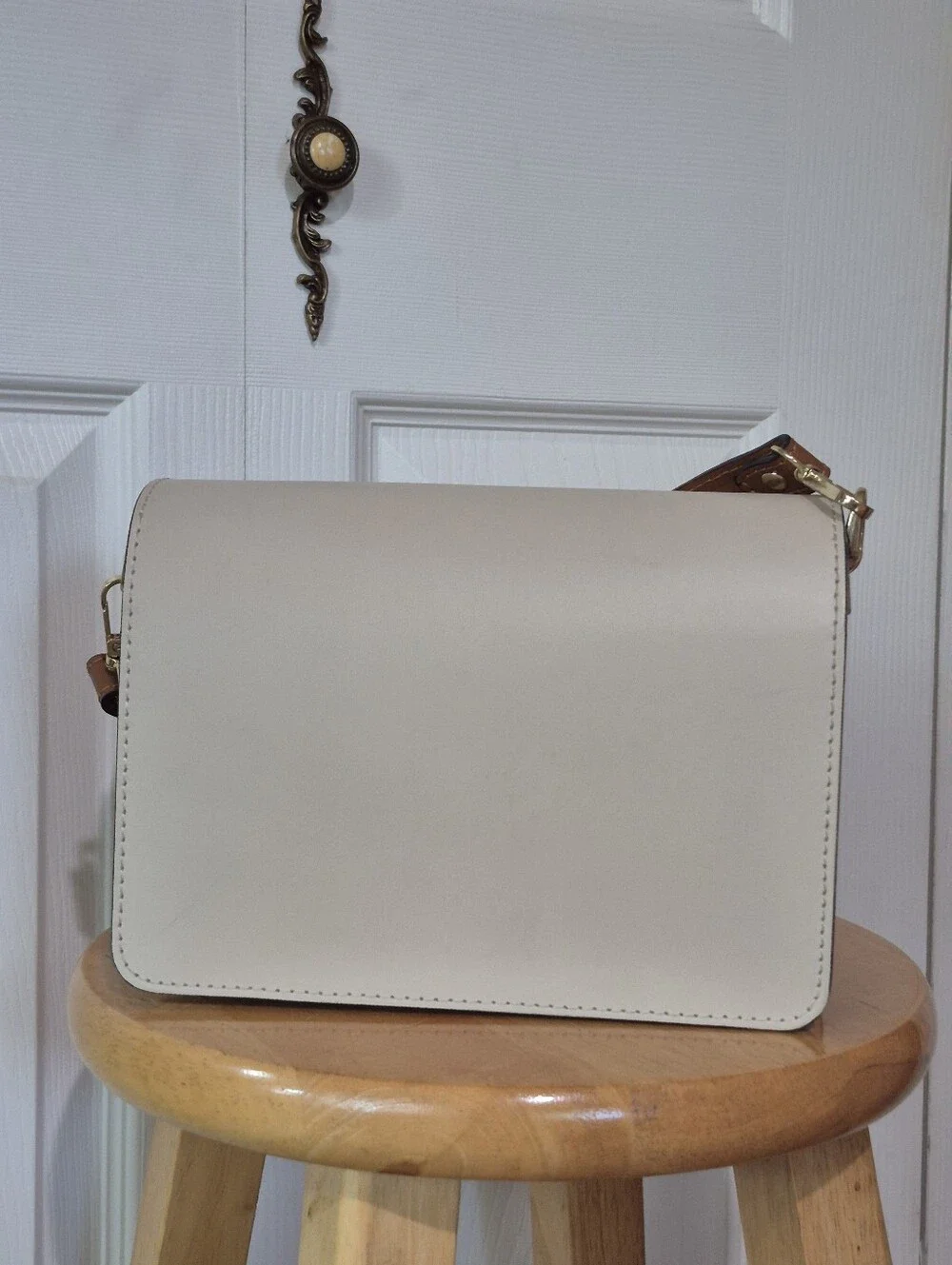 Isadora Italian Leather Satchel With Crossbody Stap Cream And Brown